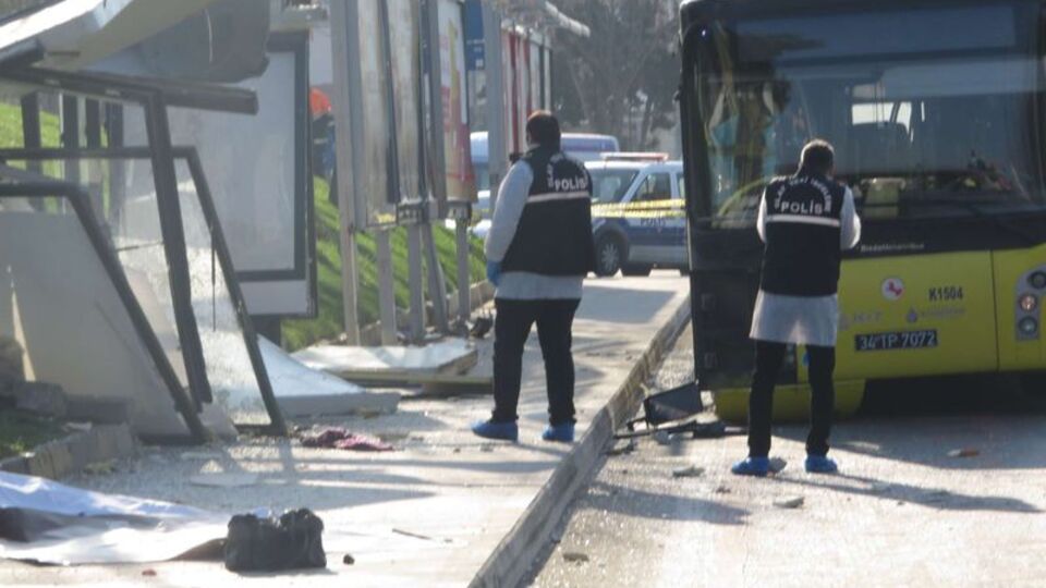 Üsküdar'da otobüs faciası! Ölü ve yaralılar var