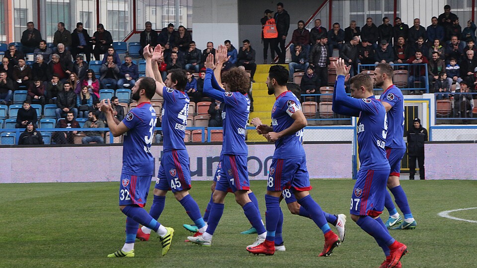 Karabük'ten kritik galibiyet