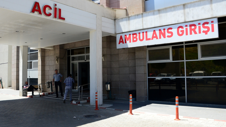 Acil serviste valeli vardiyalı poliklinik