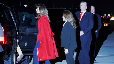 First lady, Trump ile poz vermeyi reddetti!
