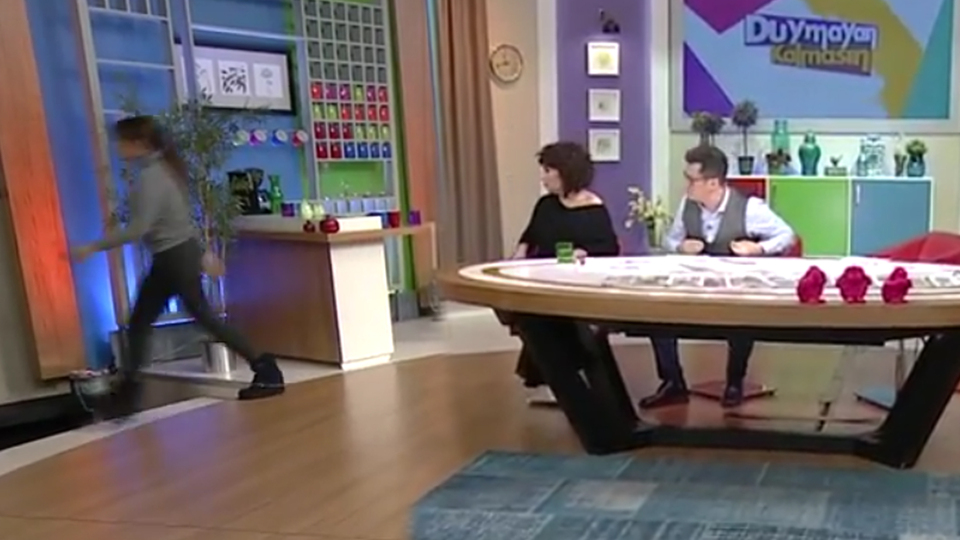 Seren Serengil, canlı yayında stüdyoyu terk etti