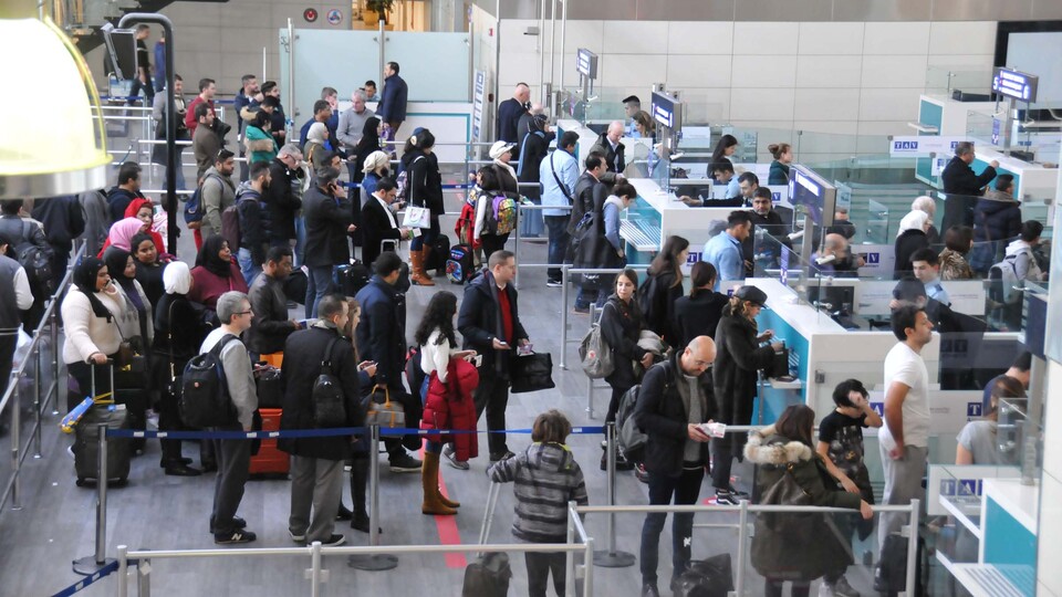 Atatürk Havalimanı'nda yarıyıl tatili yoğunluğu