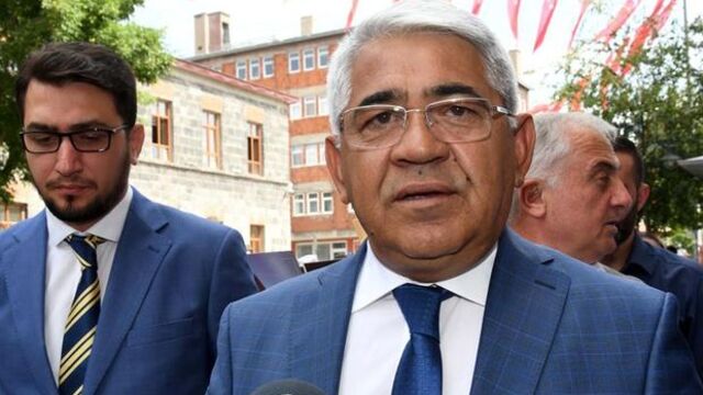 İstifası istenmişti! Kars Belediye Başkanı kararını verdi