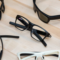 İşte süper akıllı gözlük! Google becerememişti