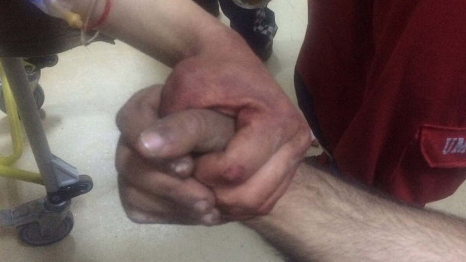 Afrin'de yaralanan askerlerin fotoğrafı gözleri yaşarttı