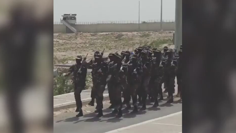 Somali askerlerinden İzmir Marşı