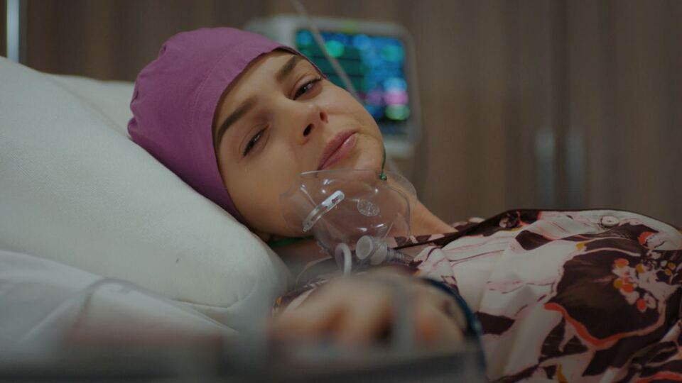 Tülin, Ceren'in Çifthanlıların yanında çalıştığını öğreniyor!