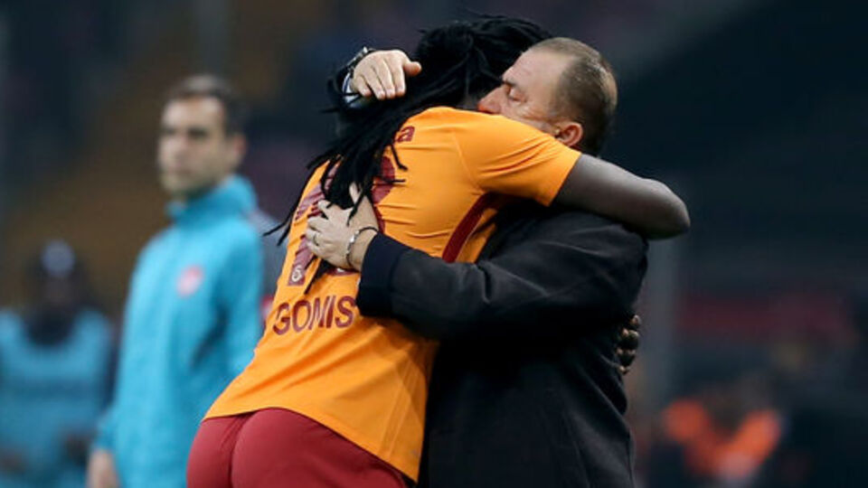 Dün akşam Gomis'in mesajı...