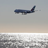 Emirates 20 Airbus A380 uçak almak için imza attı