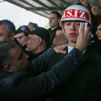 Şehitlerin acısı ünlüleri de yasa boğdu