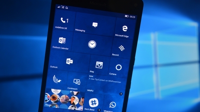 O telefonların devri bitiyor! İki isim daha terk etti!