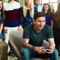 Hangi ünlüler oyun oynamadan duramıyor?