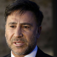 Ünlü sunucu: İzzet Yıldızhan'ın 10. çocuğu benden olsun