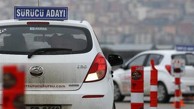 Ehliyet sınav soru ve cevapları yayımlandı