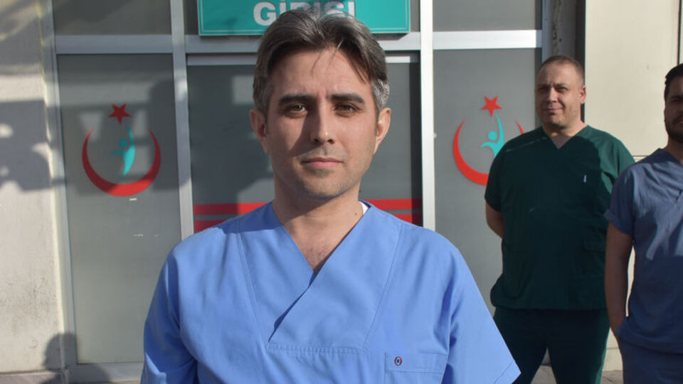 Kilis ve Hatay'daki hastanelere sağlık görevlileri takviye edildi