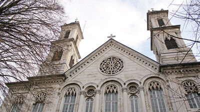 İsveçli Başpiskopos: Müslümanların ezanını sabırsızlıkla bekliyorum