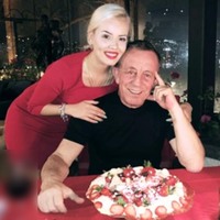 Ağaoğlu’ndan romantik Sevgililer Günü kutlaması