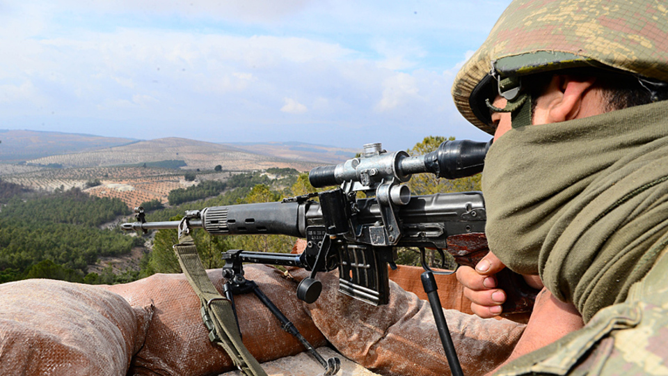 Burseya Dağı'nda eller tetikte 24 saat nöbet