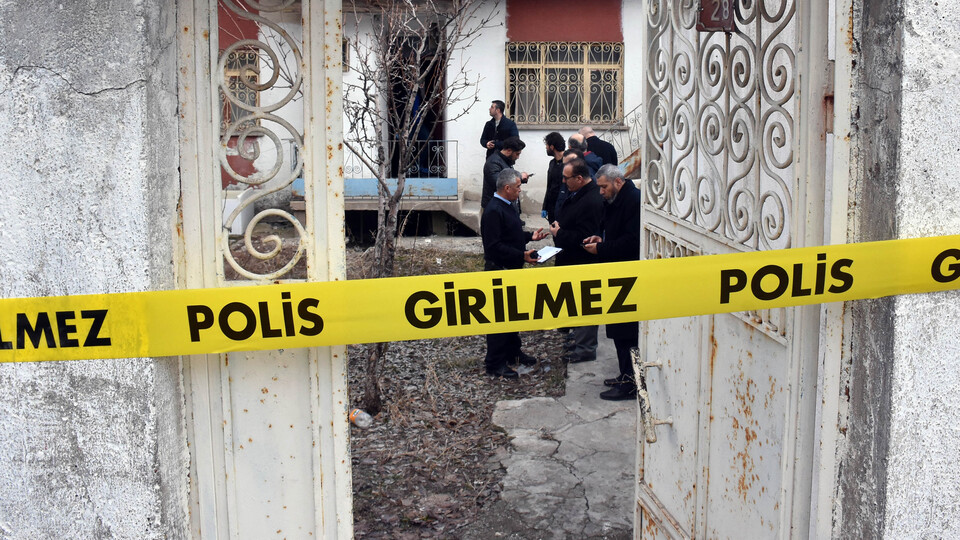 Sivas'ta kömür sobası can aldı