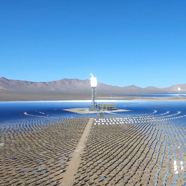 Dünyanın okyanusta yüzen ilk güneş enerjisi santrali yapılıyor