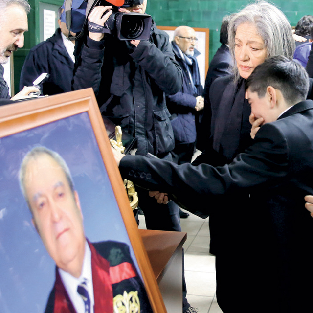 ﻿'Kolsuz Agop'a 42 yıllık hastanesinde özel tören
