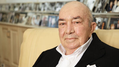 Türker İnanoğlu: Hepsi gitti, ağlamamak elde değil