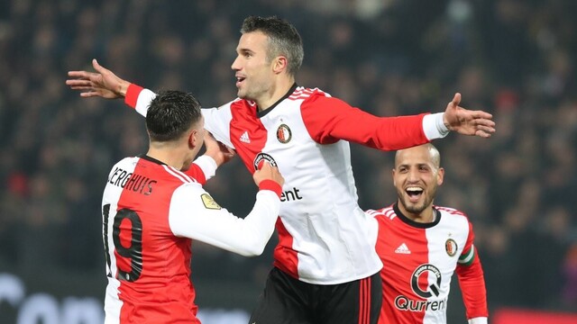 Van Persie yine attı!