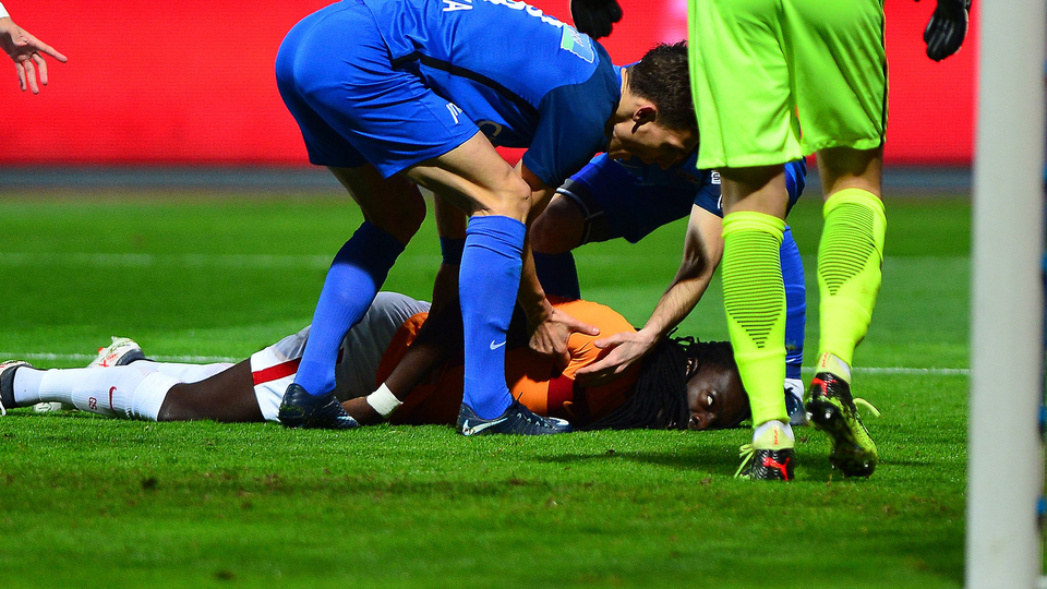 Gomis'in hastalığı ne? İşte doktor açıklaması