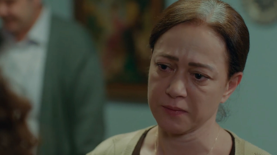 Hatice'den Şirin'e tokat!