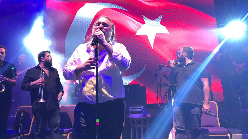 "Kadın ve çocuklara nasıl dokunabilirsiniz?"