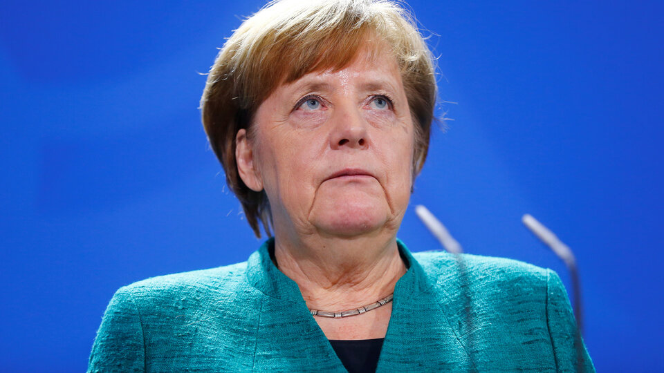 Merkel'e şok üstüne şok: Yabancı düşmanı AfD artık ikinci parti!