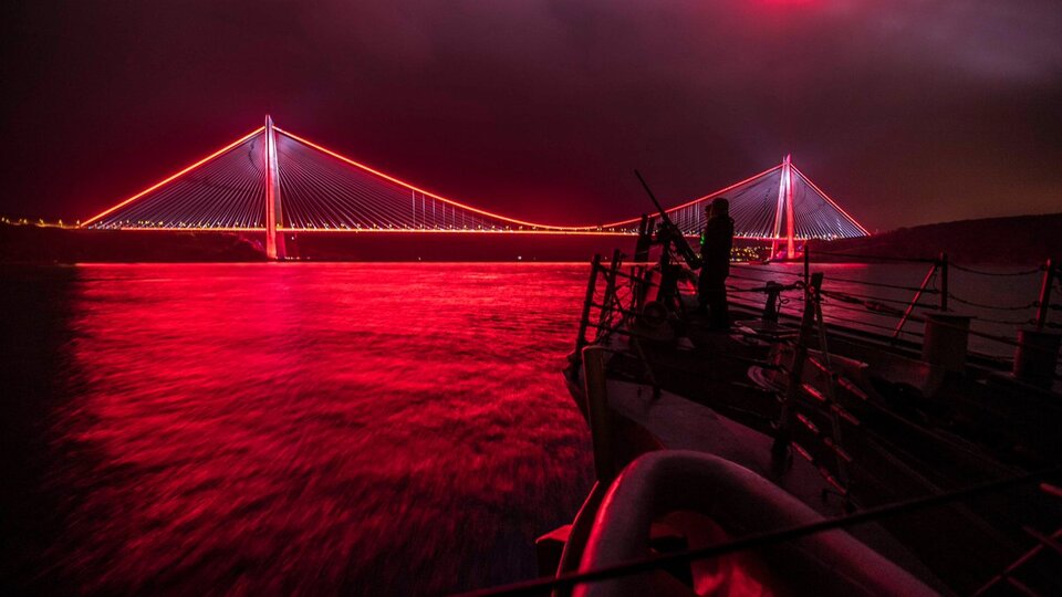 ABD Donanması'ndan İstanbul paylaşımı