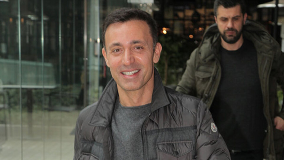 Mustafa Sandal'ın neşesi yerinde