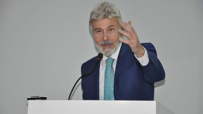 Mim Kemal Öke kimdir?