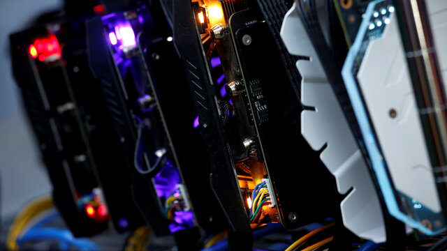 Evde Bitcoin yapmak için bunlar lazım! İşte en iyileri...