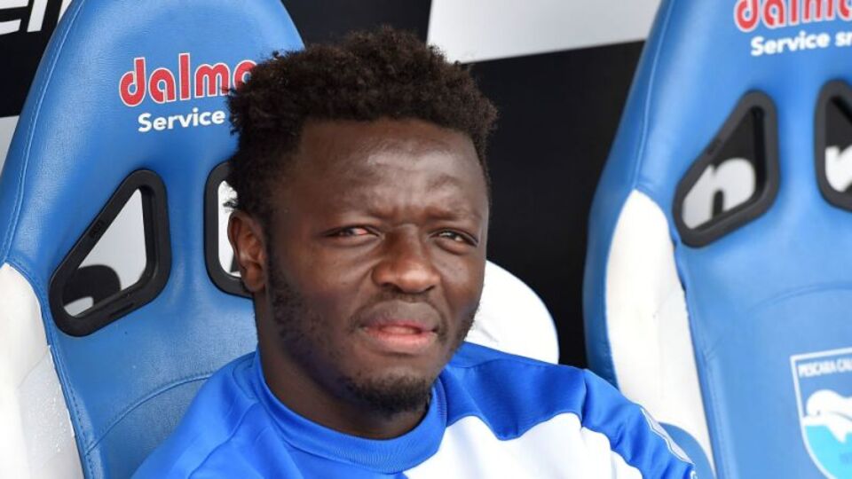 Muntari'den sürpriz imza!