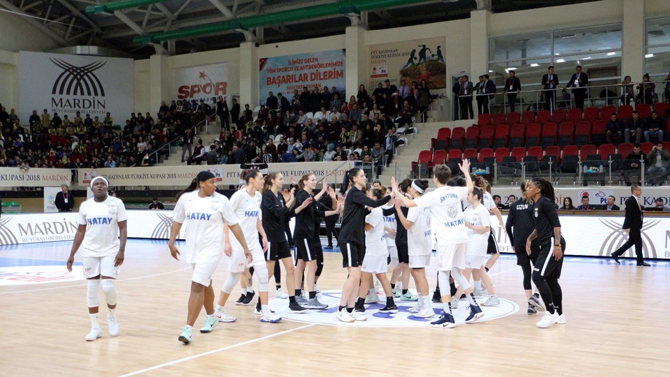 Hatay yarı finalde!