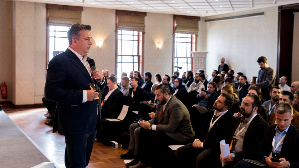 Blok zinciri ve e-sporun önemli isimleri İstanbul'da buluştu