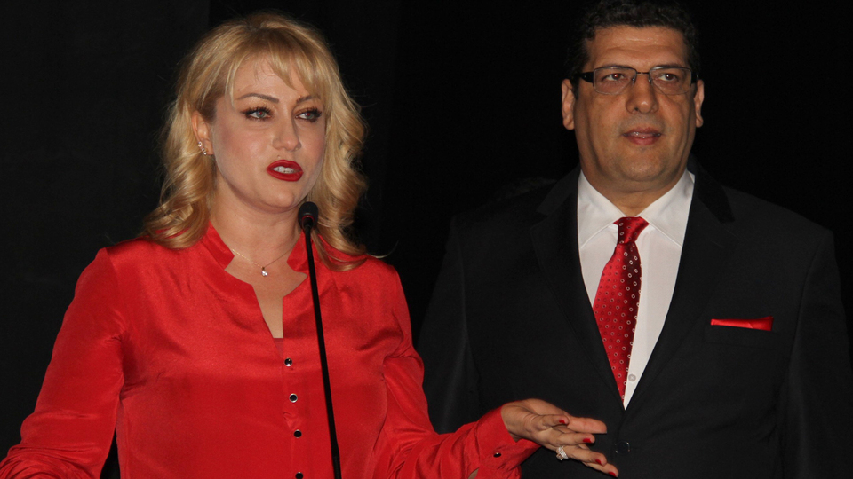 "Konuştukça üzülüyorum"