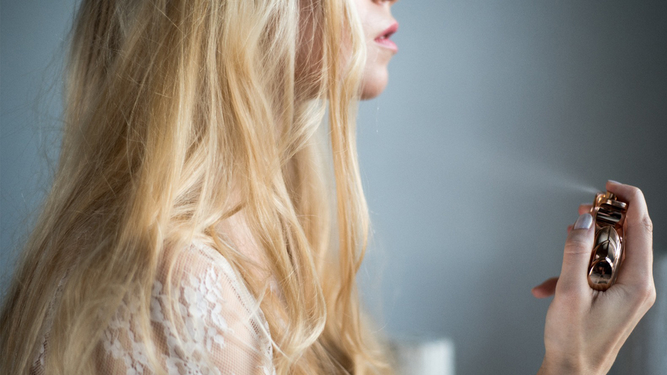 Dikkat kullandığınız parfüm sizi hasta edebilir!