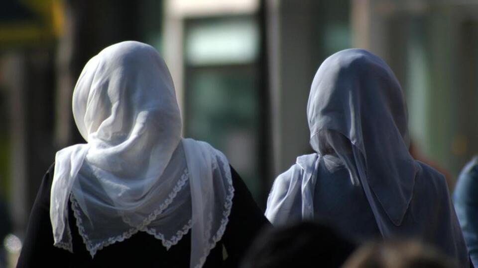 Belçika: Başörtüsü yasağı dini özgürlüklere aykırı