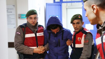 Doktoru darp eden 2 şüpheli hakkında yeni gelişme