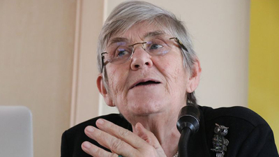 Karatay: Ben iki aile büyüğümü antidepresan yüzünden kaybettim, biri abimdi...