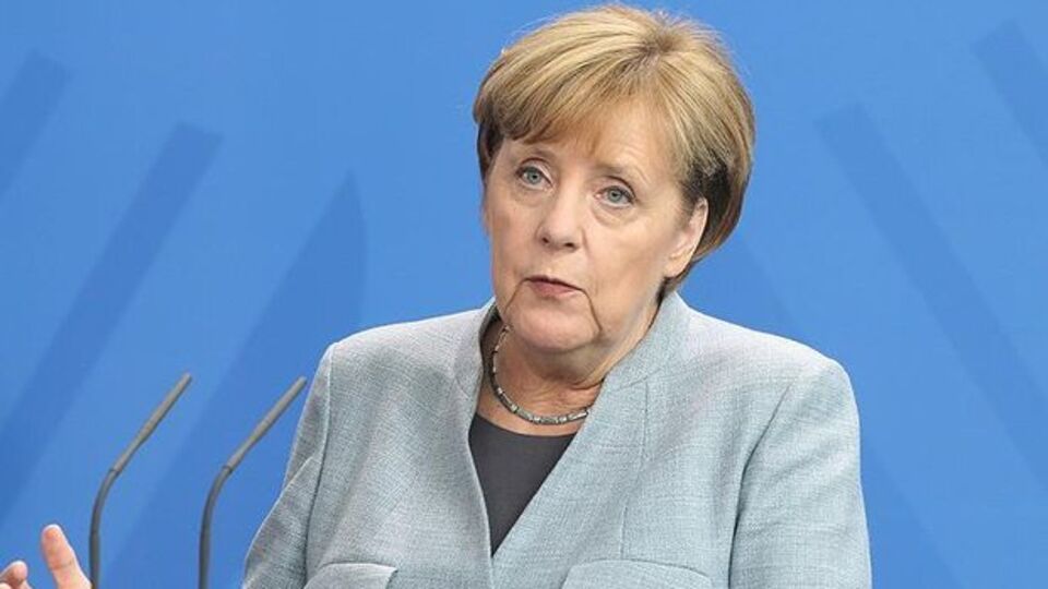 Merkel koalisyon hükümetinde yer alacak isimleri açıkladı