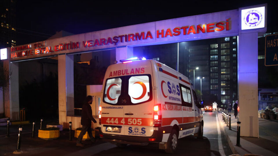 Beşiktaş'ta avukata evinin önünde silahlı saldırı