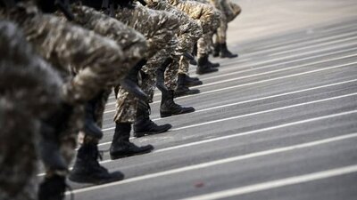 Suudi Arabistan kadınları askere alıyor