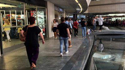 AVM'ler vitaminsiz bırakıyor!