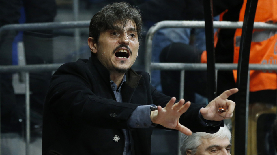 Pana başkanının cezasına indirim!