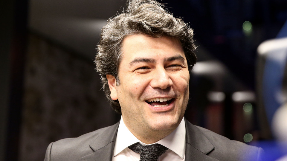 Vatan Şaşmaz'ın yerine gelen isim belli oldu!