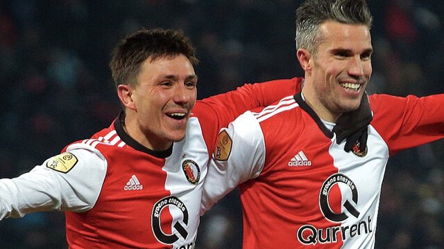 Van Persie'den 300. gol!